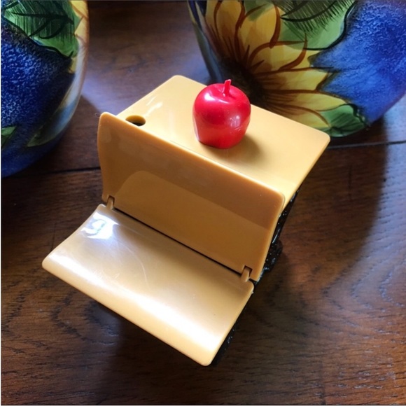 Vintage Avon School Desk Bottle⭐️5/$25⭐️ - Picture 4 of 9